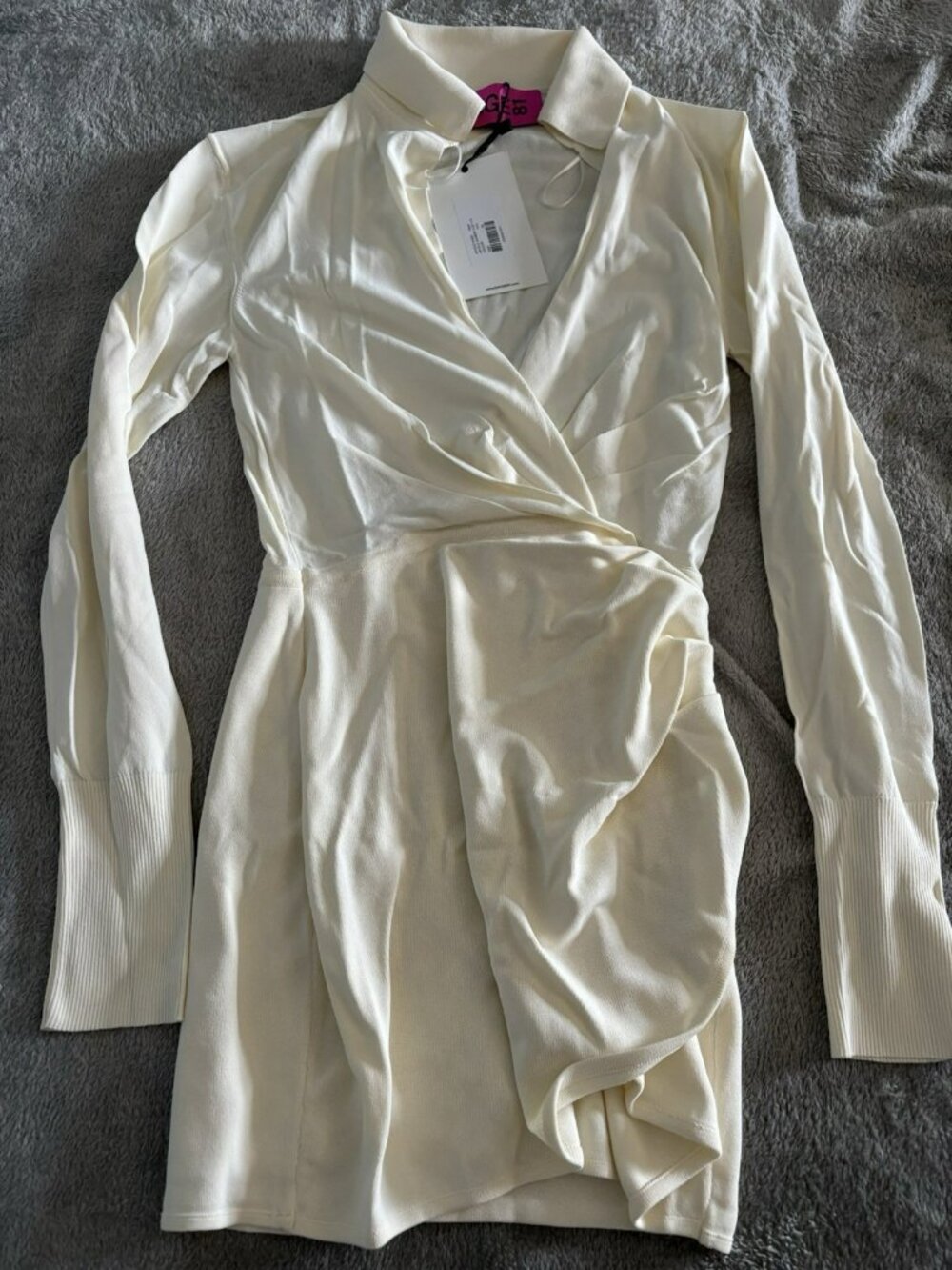 Gauge 81 Ivory Wrap Dress Womens XS NWT Long Sleeved Draped Mini Collared - Picture 3 of 5